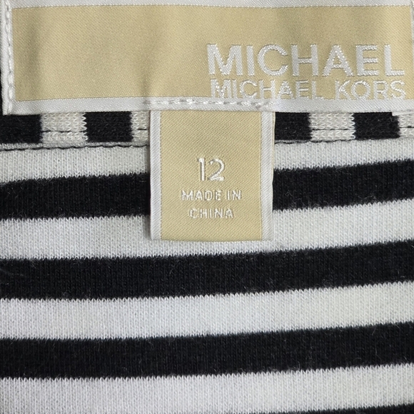 Chic MICHAEL KORS Flattering Comfy Black and White Striped Skater Skirt Size 12 - Picture 9 of 12